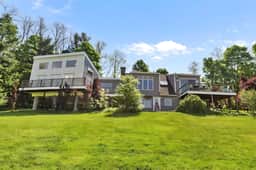 Ridgeview Retreat | Valley Views • Sleeps 6