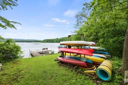 Pine & Paddle | Pond Access • Kayaks