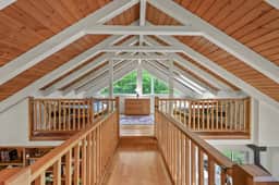Pixley Forest | 15 Mins To Tanglewood • Fireplace