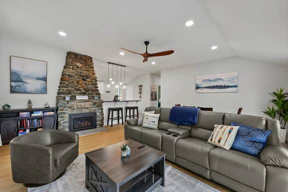 Cheshire Cove | Waterfront • Kayak • Firepit