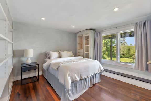 Ridgeview Retreat | Valley Views • Sleeps 6