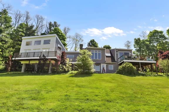 Ridgeview Retreat | Valley Views • Sleeps 6