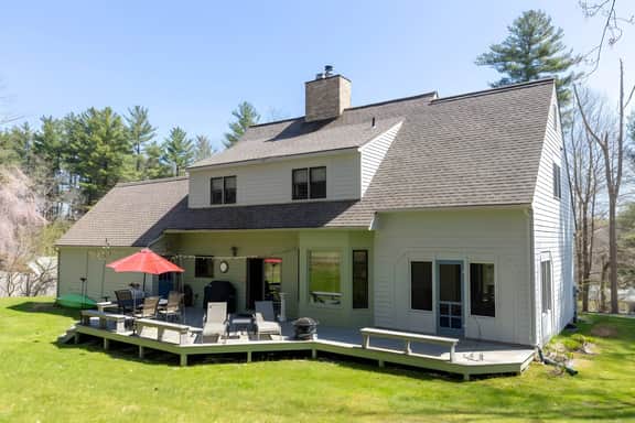 Pothul Perch | Walk to Lake • sleeps 8