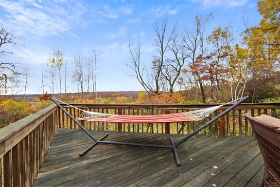 Hillsdale Neighbors | Valley Views • Firepit